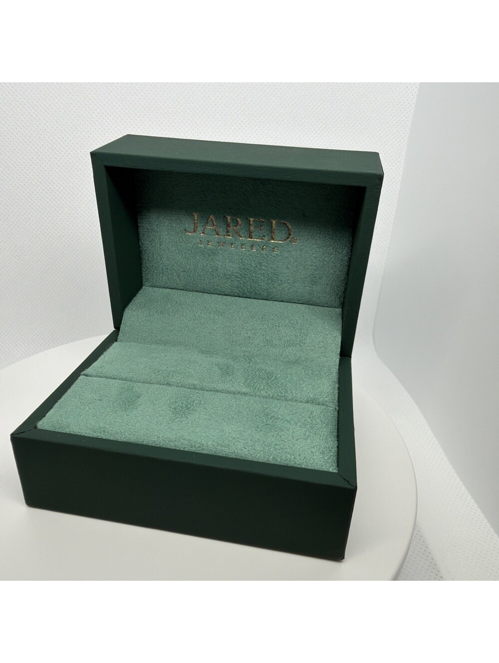 New Jared Ring Box Green With Bag